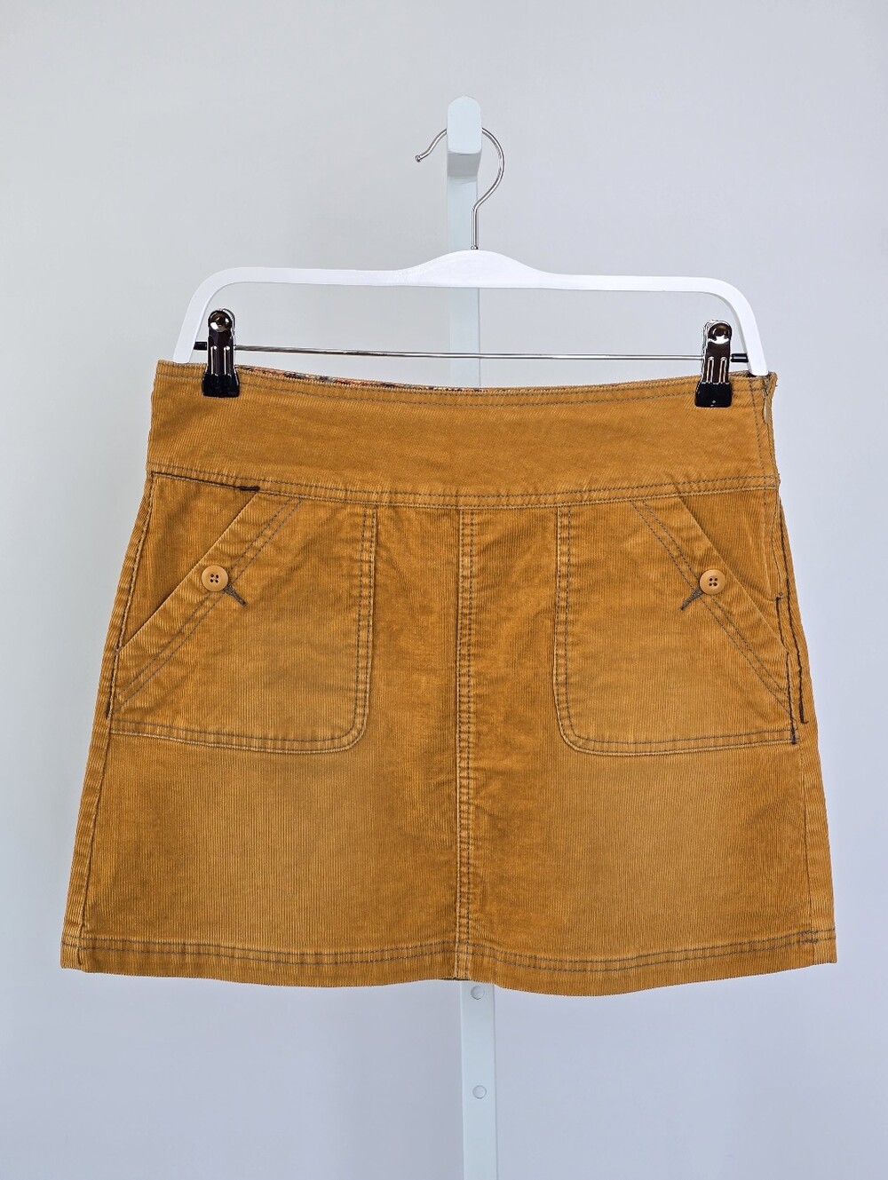prAna Breathe Corduroy Mini Skirt Organic Cotton Side Zip Pockets Size 4
